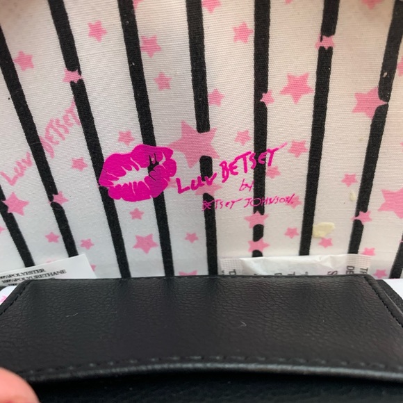 🎉HP🎉🆕Betsey Johnson cat wristlet - Picture 6 of 7